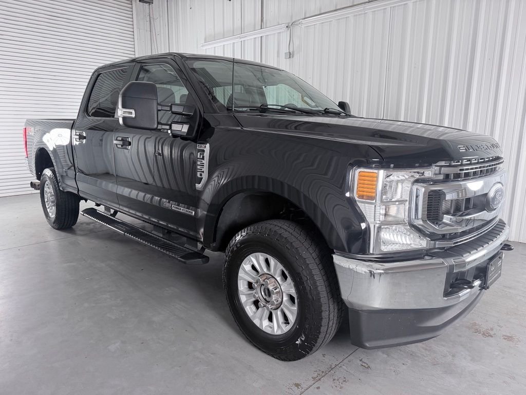 Used 2022 Black Ford XL image 3