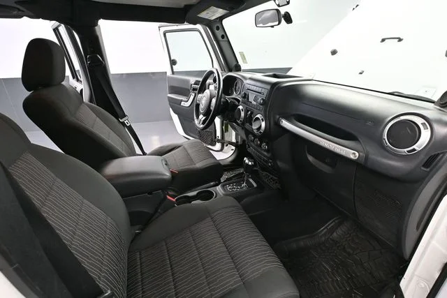 2012 Jeep Wrangler Unlimited Rubicon - Photo 40