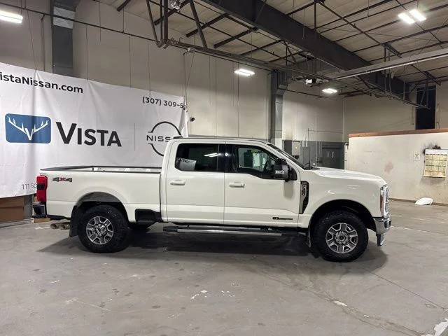 Used 2024 Oxford White Ford Lariat image 3
