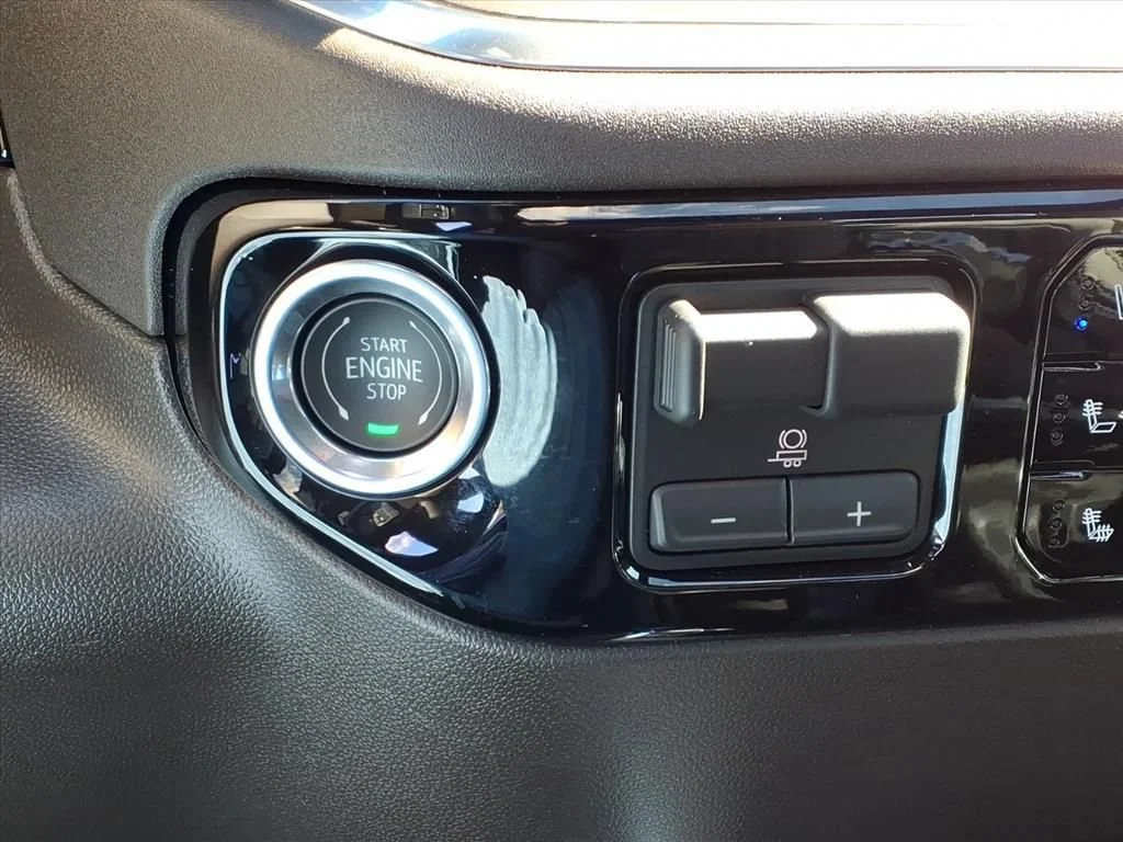 2026 GMC Sierra 1500 SLT - Photo 11