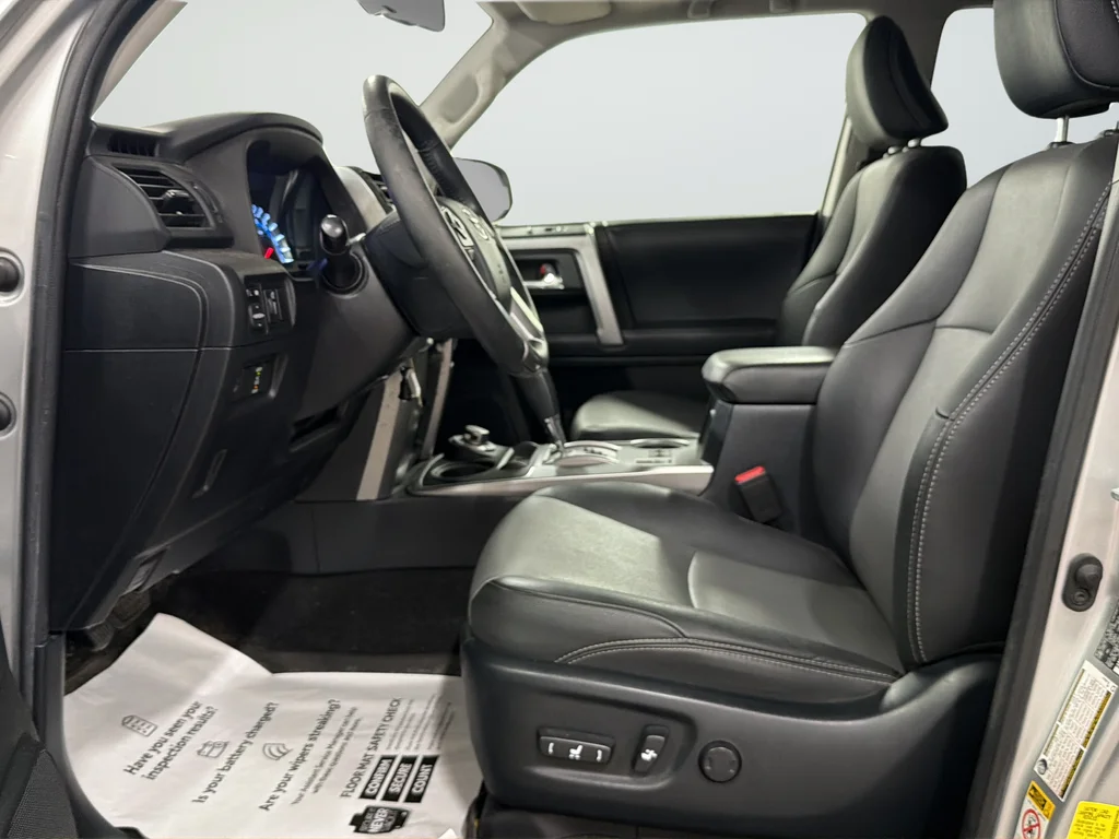 Used 2019 Silver Toyota SR5 Premium image 10