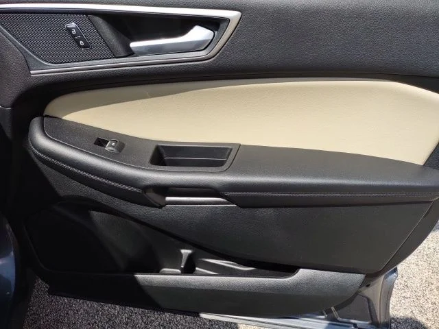 Used 2024 Gray Metallic Ford SEL image 25