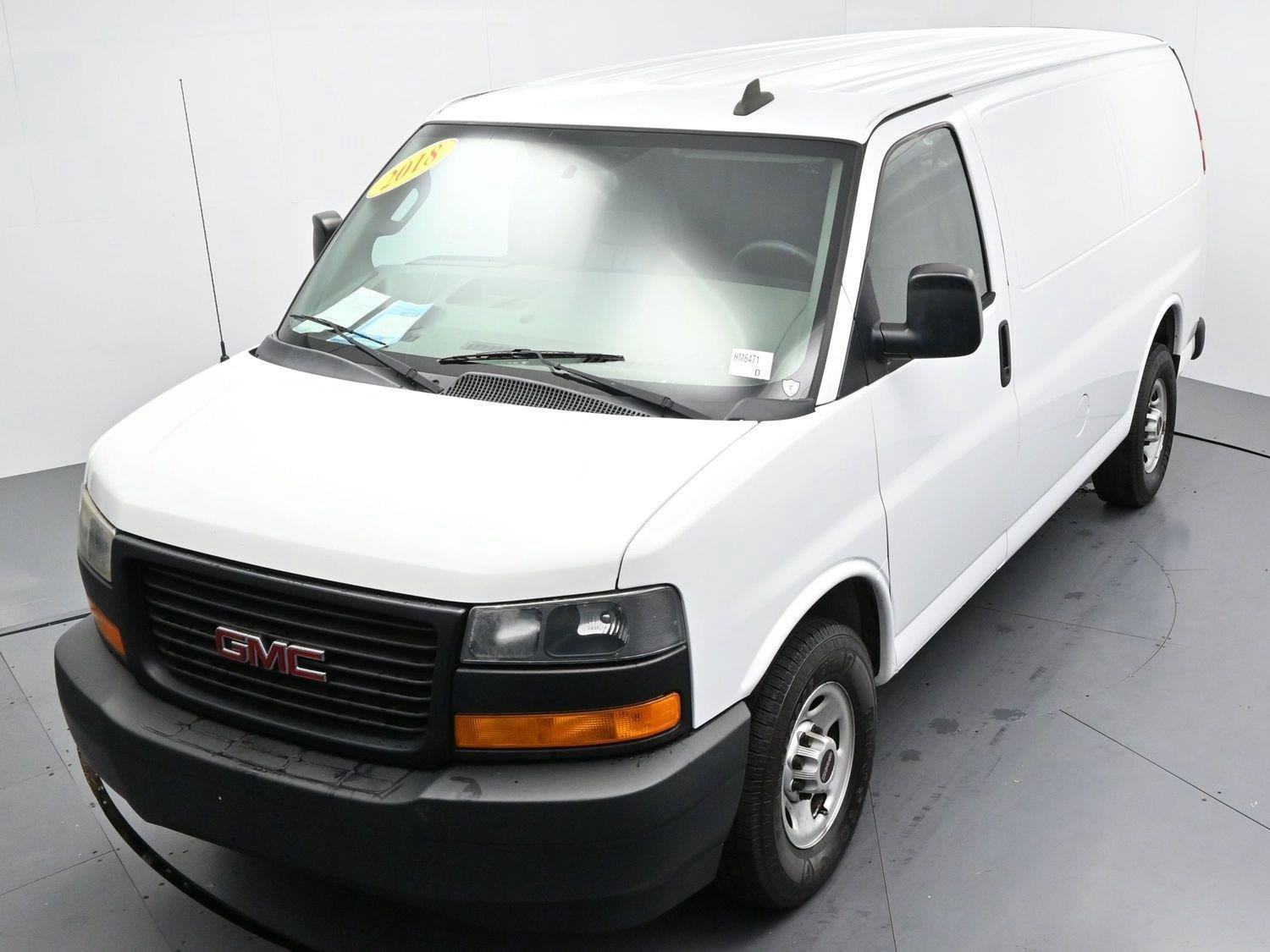Used 2018 Summit White GMC 2500 image 33