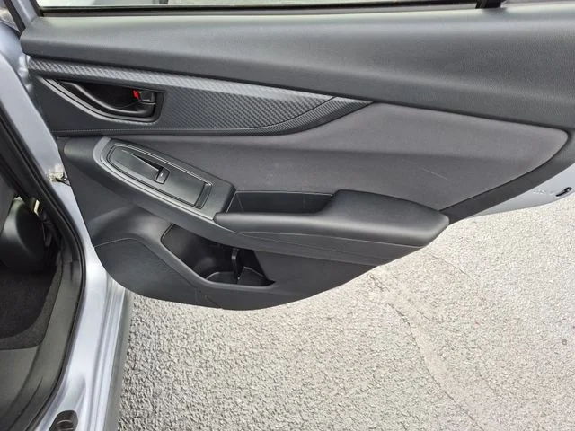 Used 2018 Silver Subaru 2.0i Premium image 29
