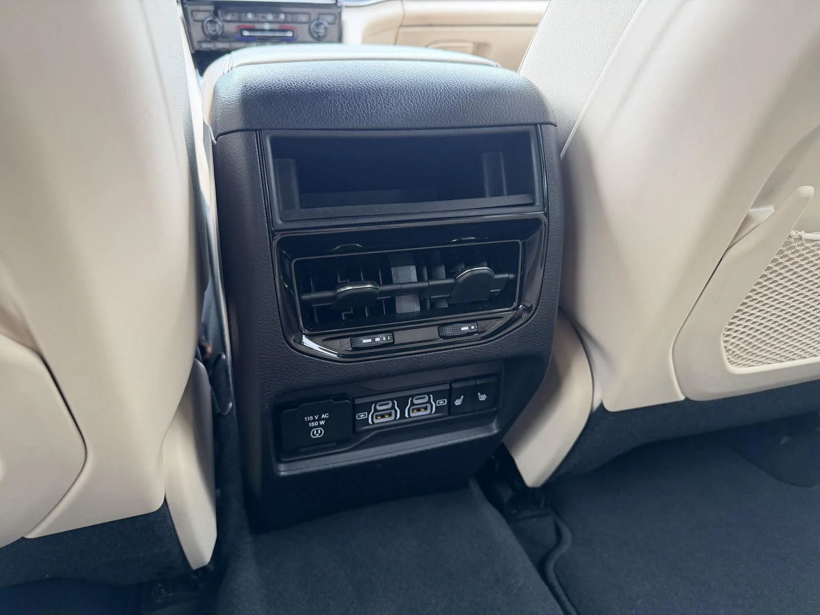 Used 2023 Bright White Clearcoat Jeep Limited image 9