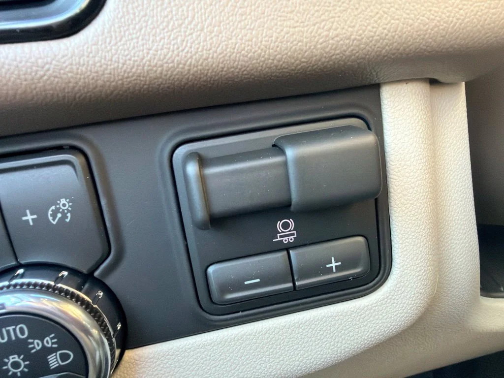 New 2026 Glacier White Tricoat GMC Denali image 24