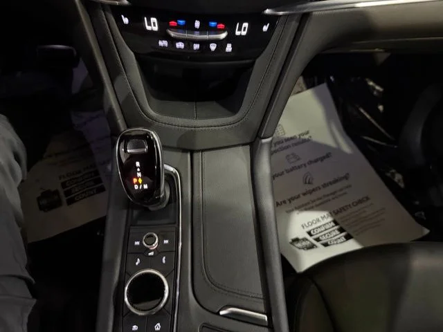 Used 2022 Crystal White Cadillac Sport image 21