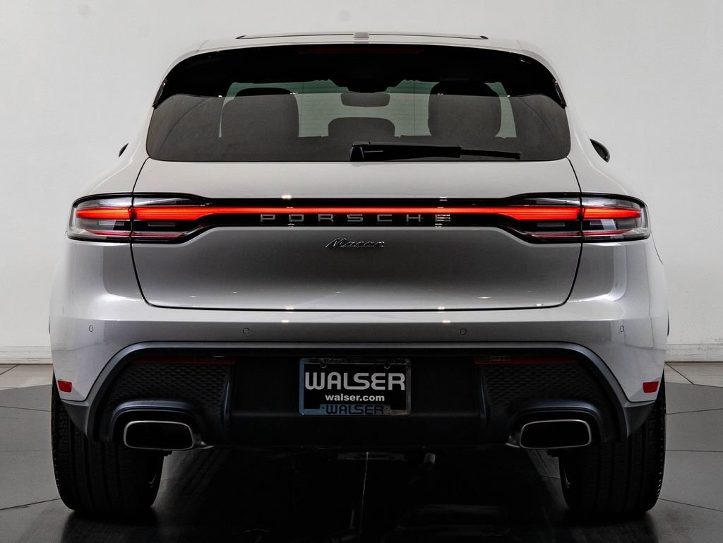 New 2026 Chalk Porsche  image 7