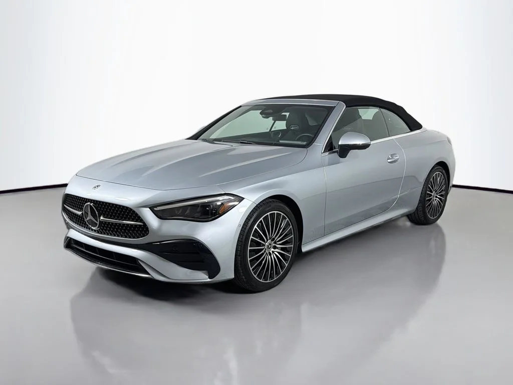 Used 2024 Green Mercedes-Benz CLE 300 image 1