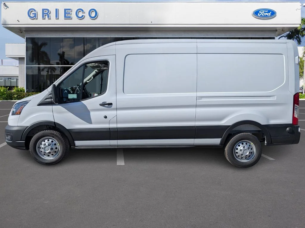 New 2026 Oxford White Ford Cargo Van image 4