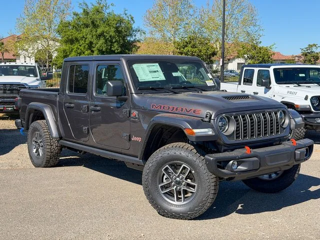 New 2026 Granite Crystal Metallic Clear-Coat Exterior Paint Jeep Mojave X image 2