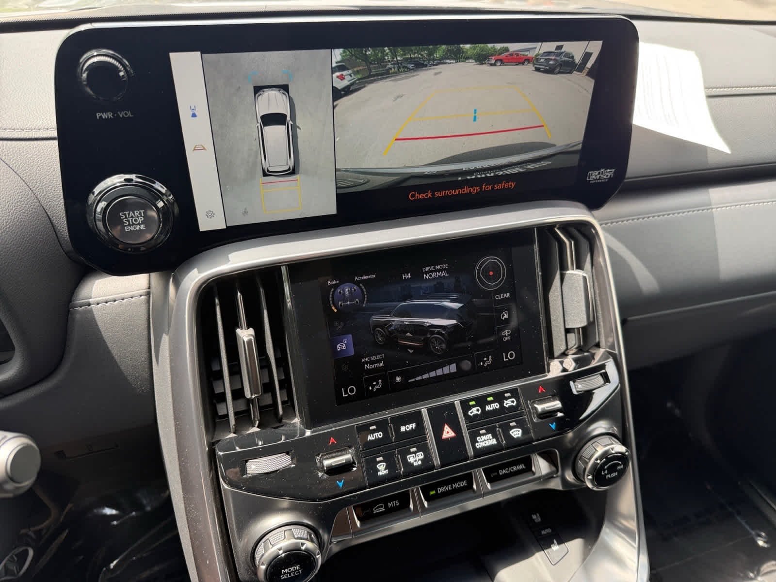 2024 Lexus LX 17