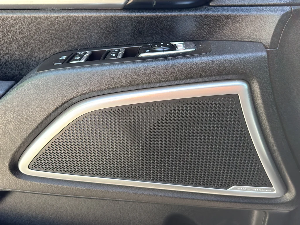 Used 2023 Gray Kia S image 22