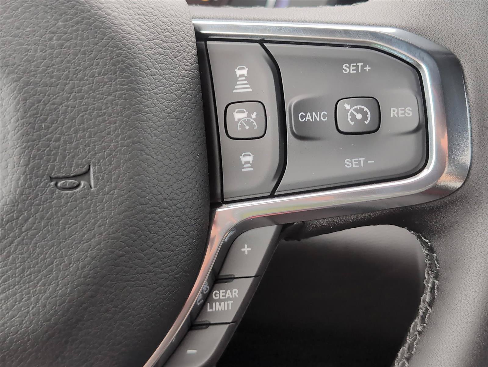 New 2025 Bright White Clearcoat Ram Big Horn image 25