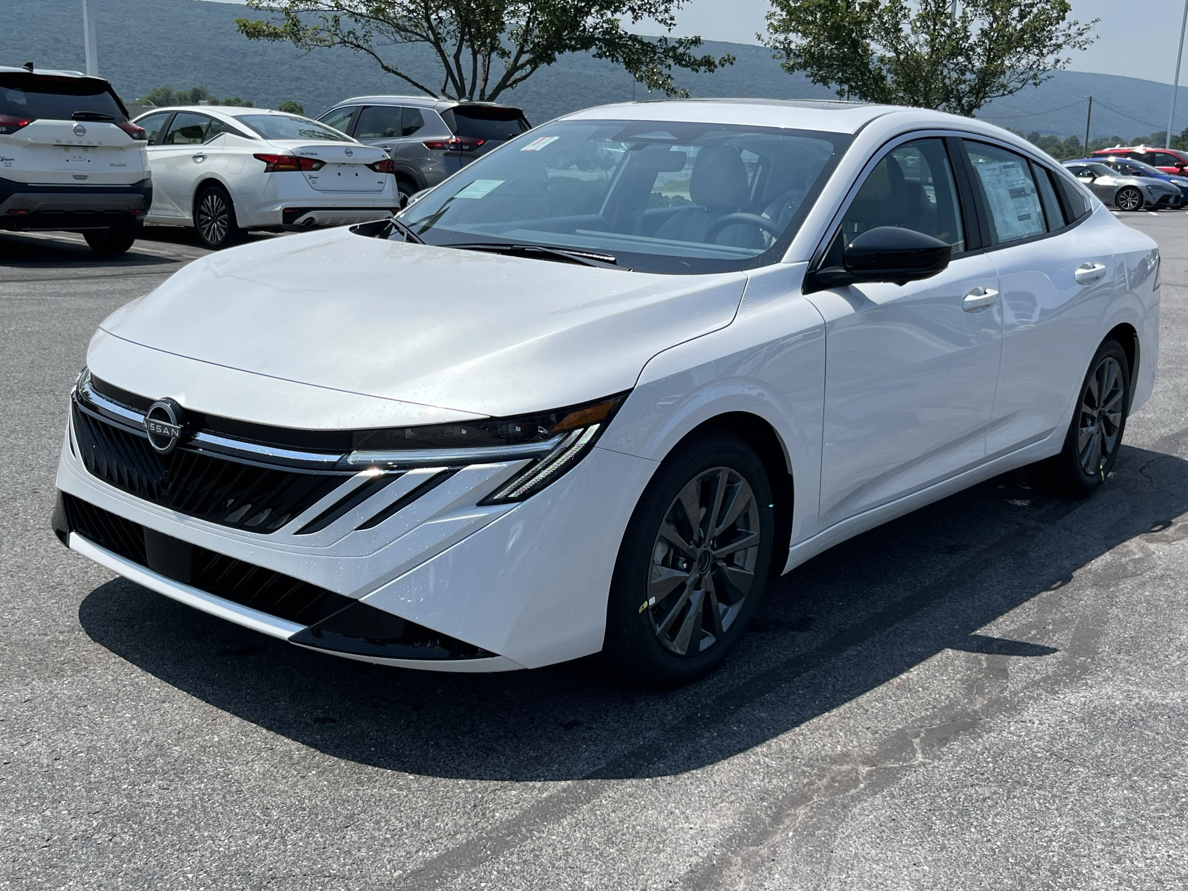 New 2026 Aspen White TriCoat Nissan SL image 10