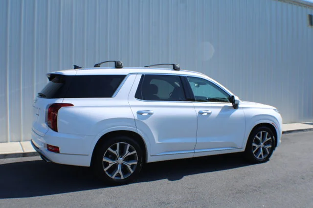 Used 2021 Hyper White Hyundai Limited image 2