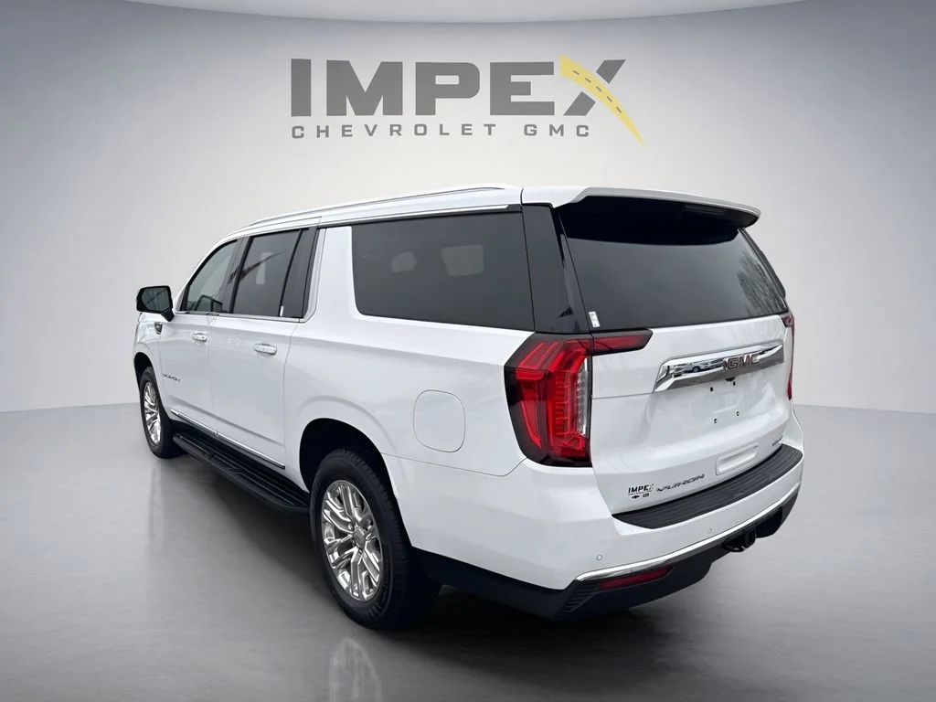 Used 2022 Summit White GMC SLT image 3