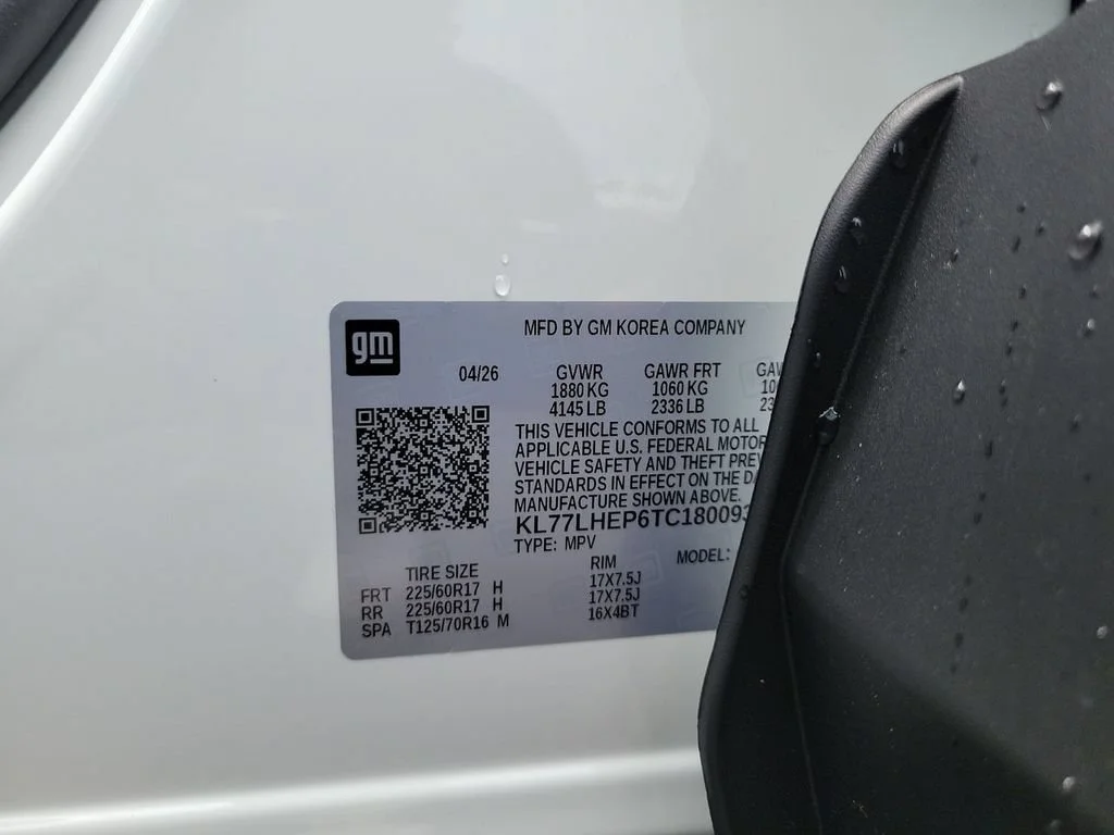 New 2026 Summit White Chevrolet LT image 32