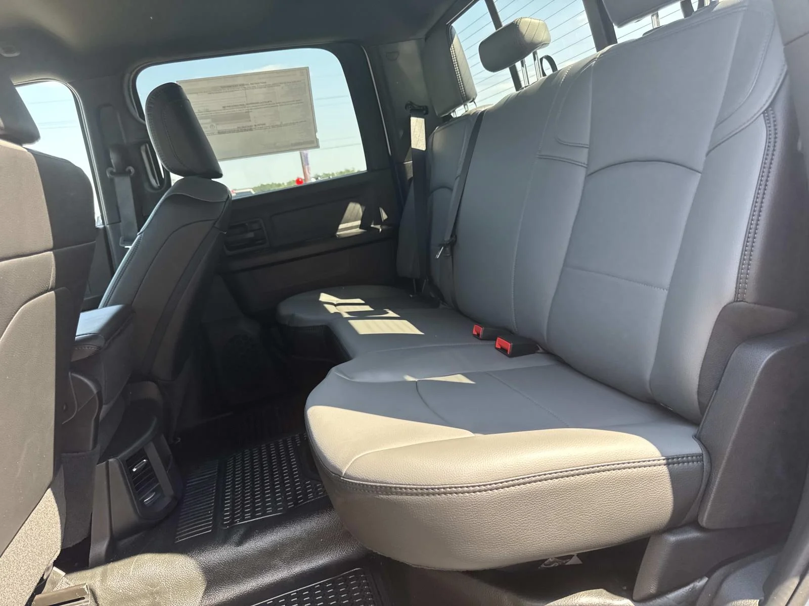 2026 RAM 2500 Tradesman - Photo 7