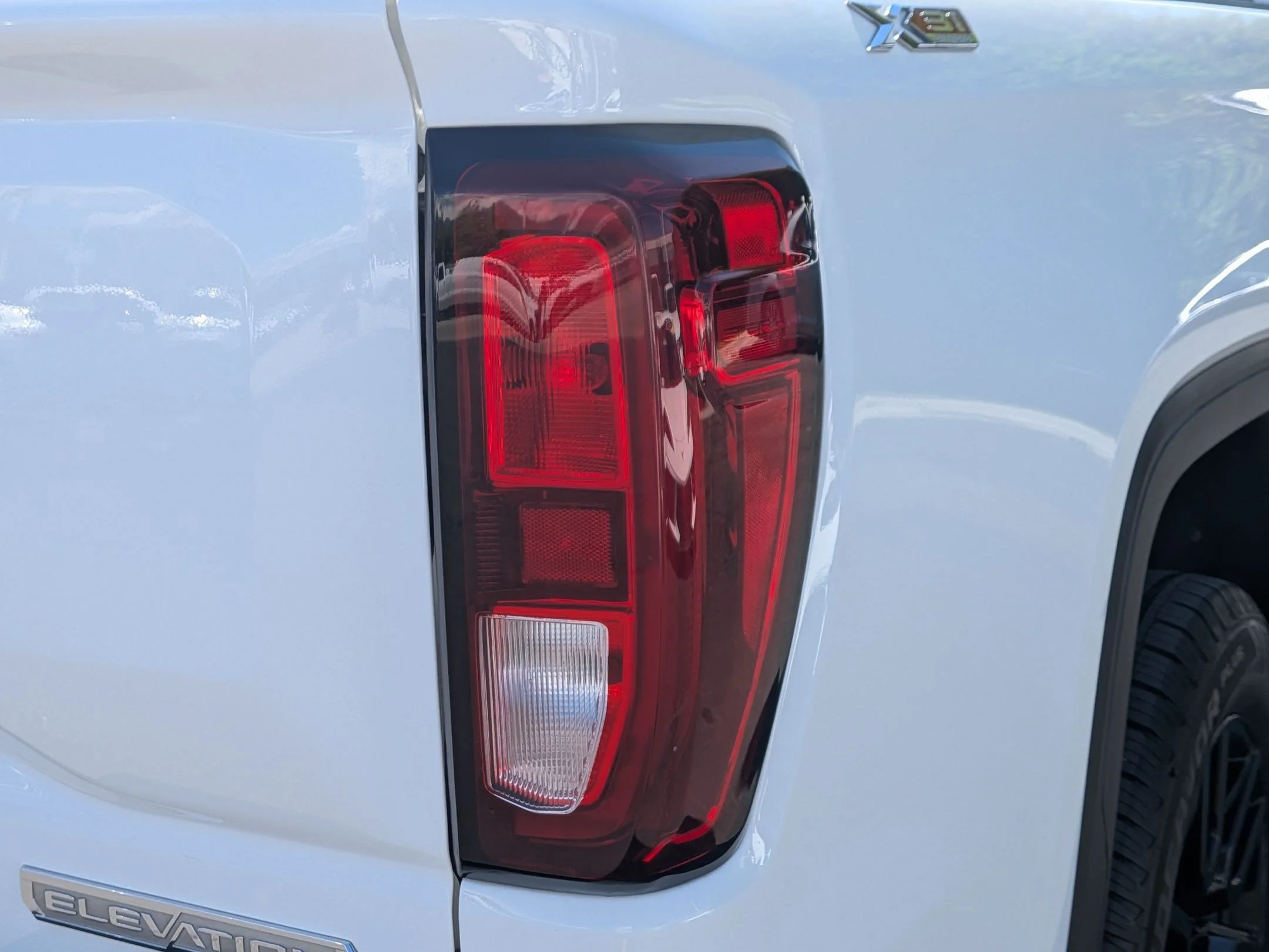 Used 2023 Summit White GMC Elevation image 12