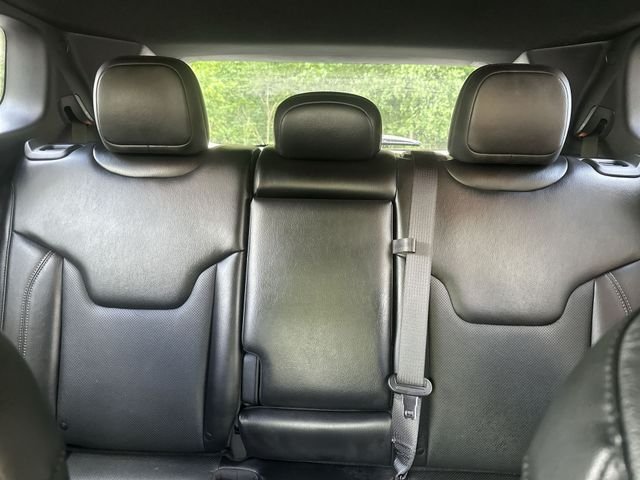 Used 2023 Red Jeep Limited image 27