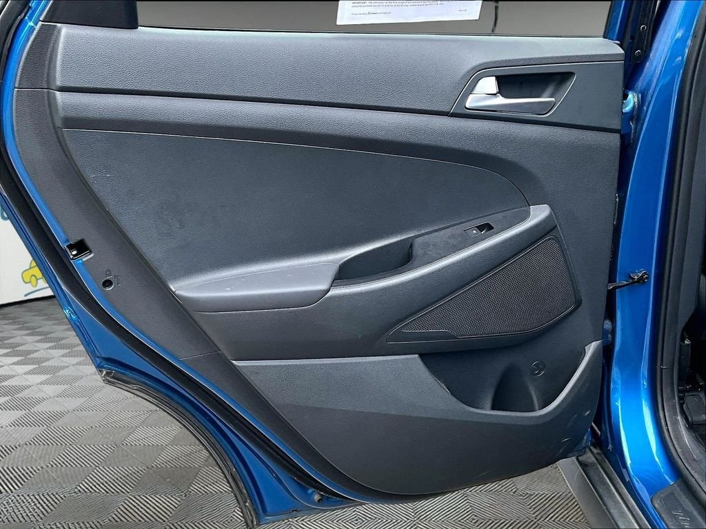 Used 2020 Blue Hyundai SE image 21