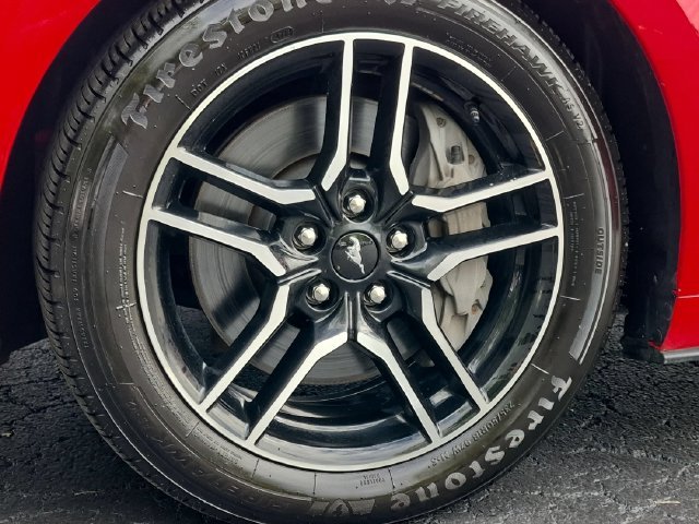 Used 2019 Race Red Ford GT image 18