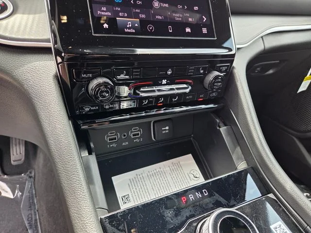 New 2026 Silver Zynith Jeep Laredo X image 23