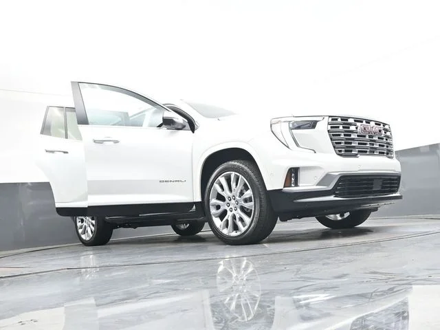 Used 2025 White GMC Denali image 42