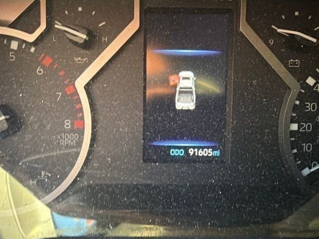 Used 2022 Green Toyota SR5 image 7