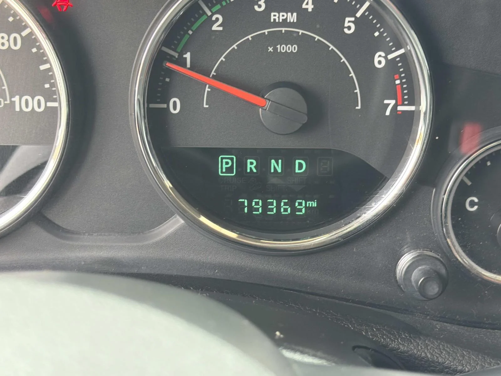 Used 2017 White Jeep Sahara 4x4 image 26