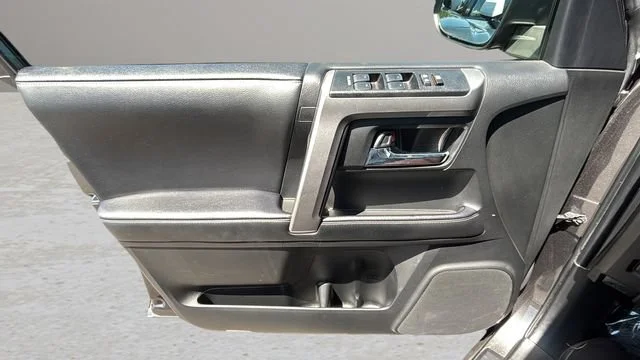 Used 2022 Gray Toyota SR5 image 17