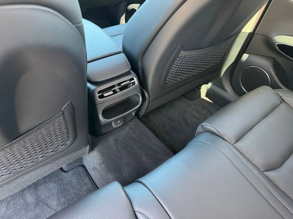 Used 2025 Red Genesis 2.5T image 17