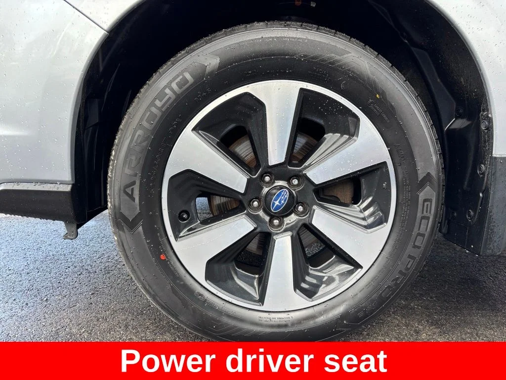Used 2017 Silver Subaru 2.5i Limited image 10