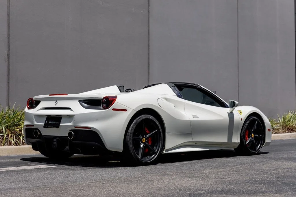 Used 2019 Bianco Avus Ferrari  image 42