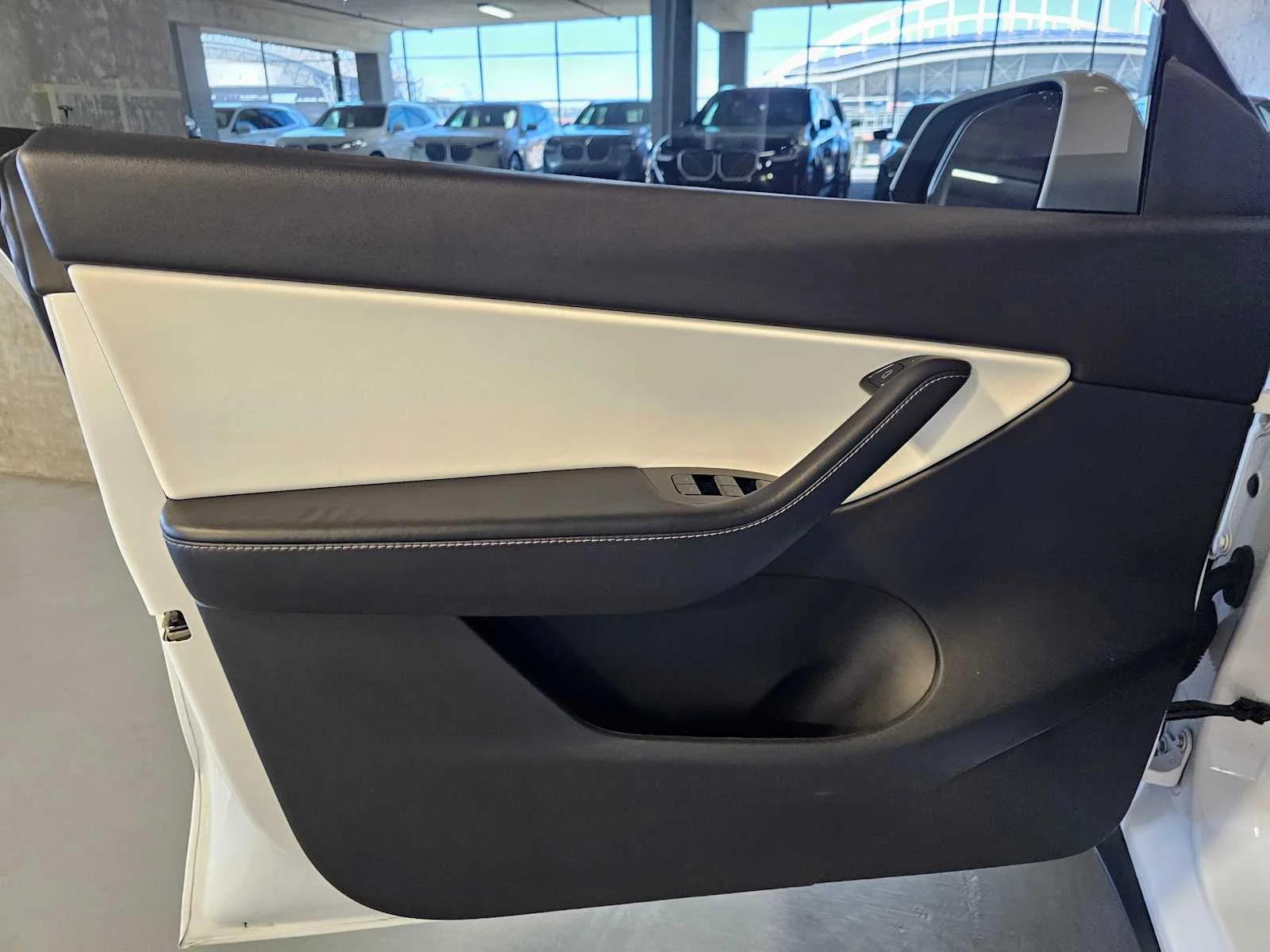Used 2020 Pearl White Multi-Coat Tesla Performance image 19