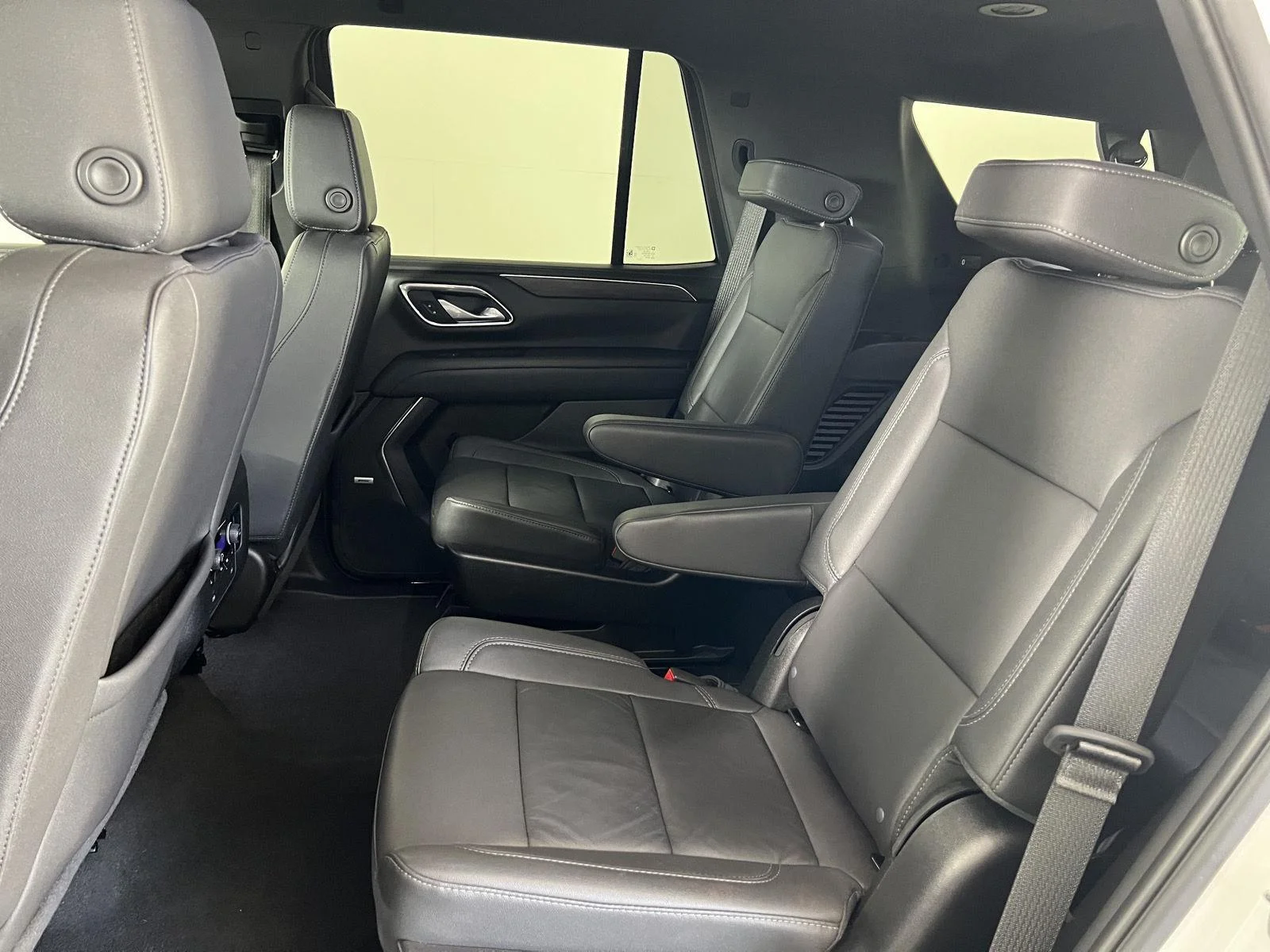 Used 2023 Summit White Chevrolet LT image 21