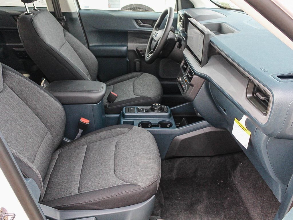 2025 Ford Maverick XLT - Photo 17