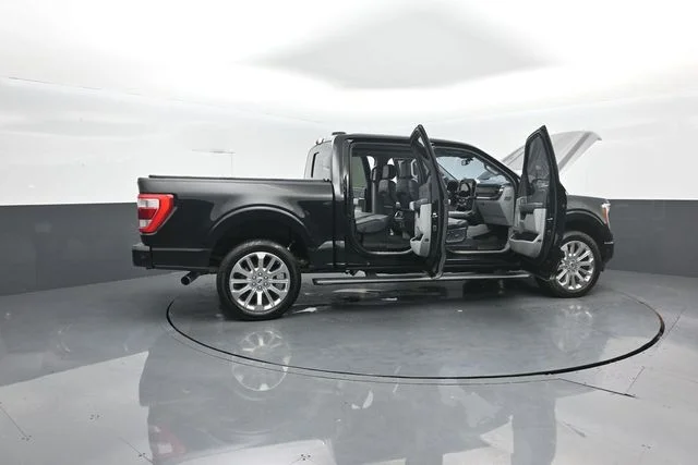 Used 2021 Black Metallic Ford Limited image 44