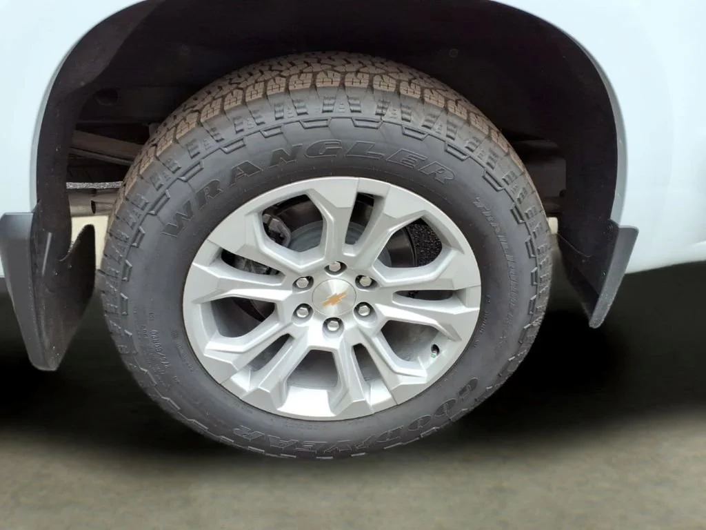 2026 Chevrolet Silverado 1500 LTZ - Photo 34