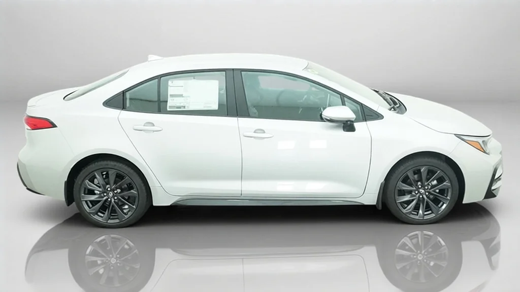 New 2027 Classic Silver Metallic Toyota SE image 7