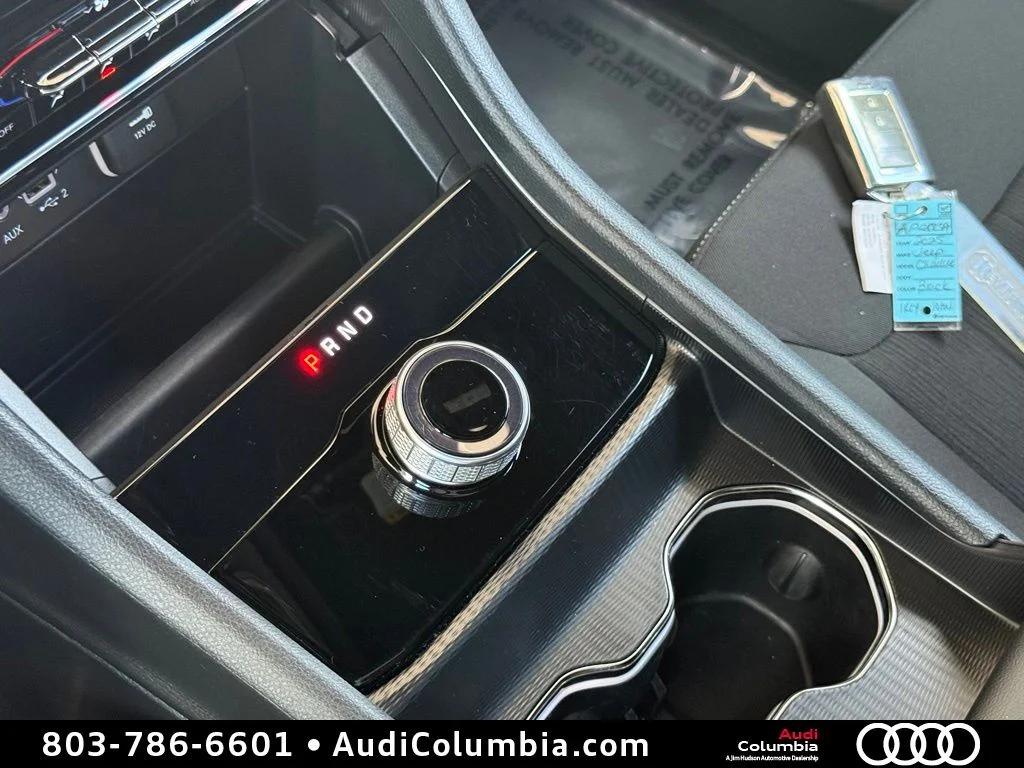 Used 2025 Black Jeep Laredo image 32