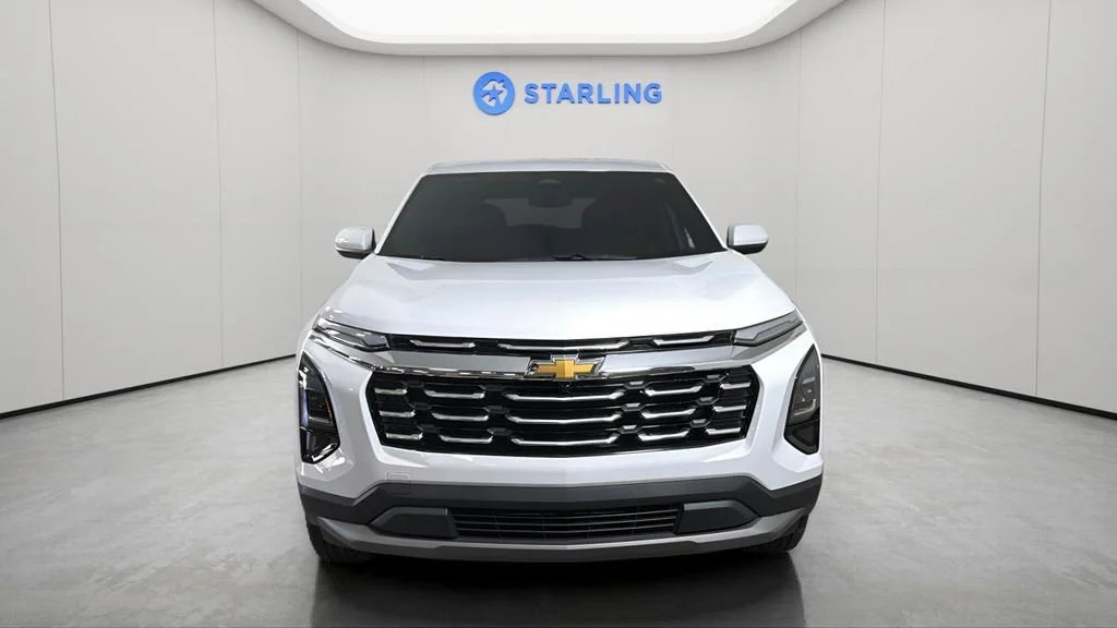 Used 2026 Summit White Chevrolet LT image 15