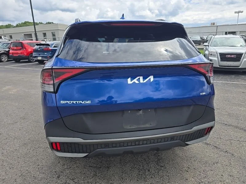 Used 2023 Blue Kia X-Line image 7