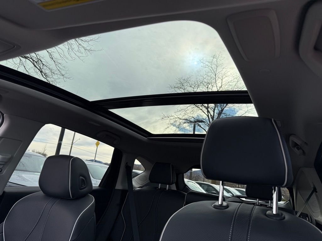 New 2026 Solar Silver Metallic Acura Advance Package image 24