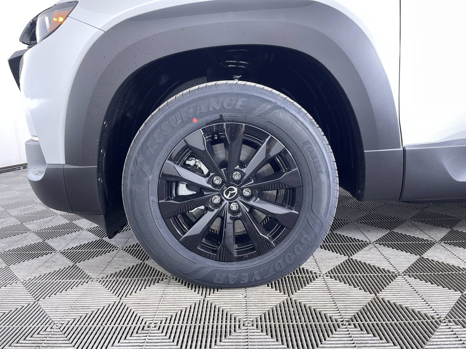 New 2026 Wind Chill Pearl Mazda Preferred image 25