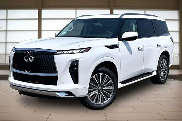 2027 INFINITI QX80 LUXE