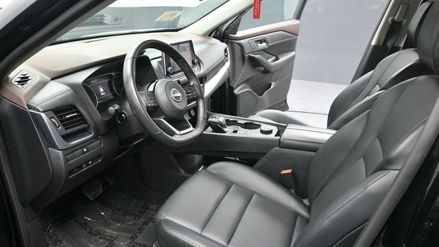 Used 2023 Black Nissan SV image 14