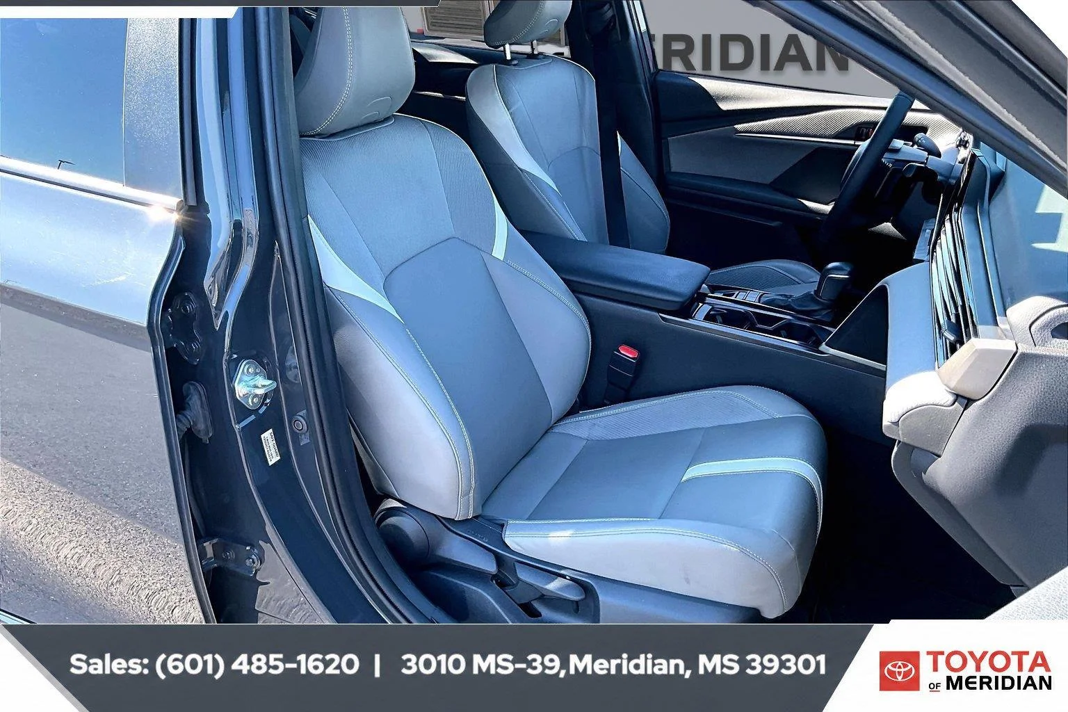Used 2025 Underground Toyota SE image 6