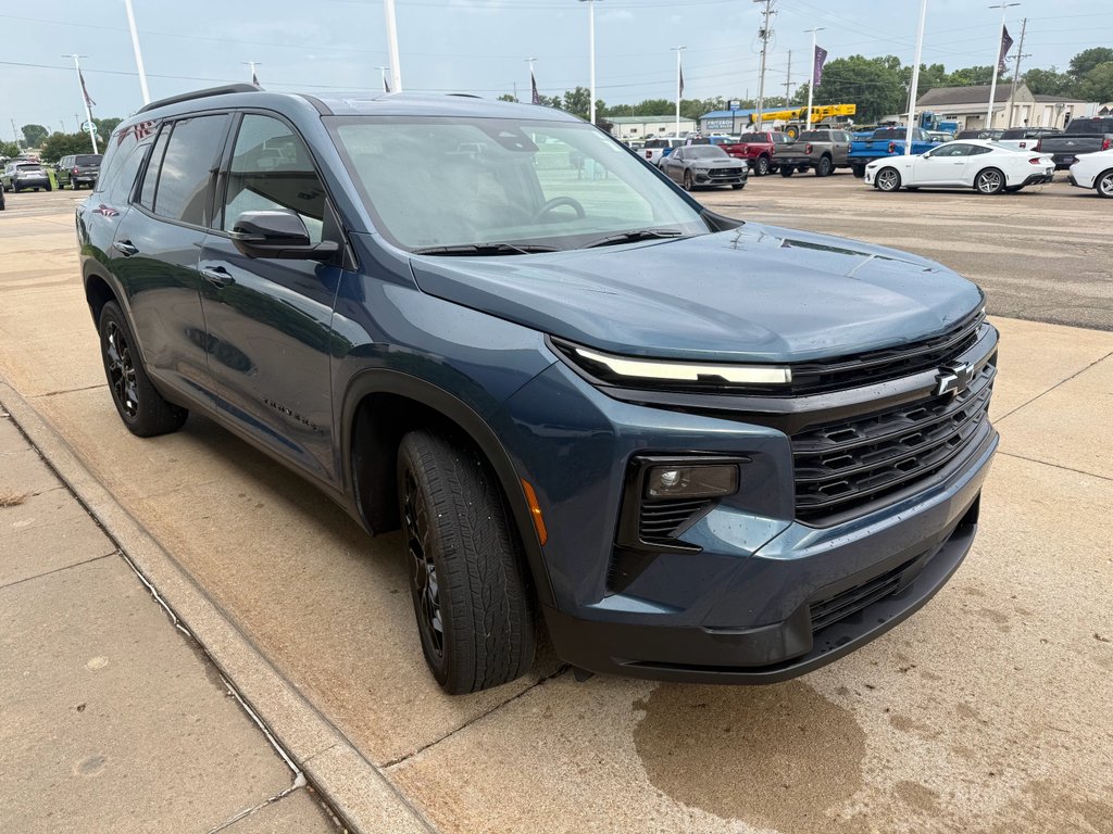 Used 2026 Lakeshore Blue Metallic Chevrolet FWD LT image 3